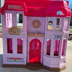 2010 Fisher Price Loving Family Manor